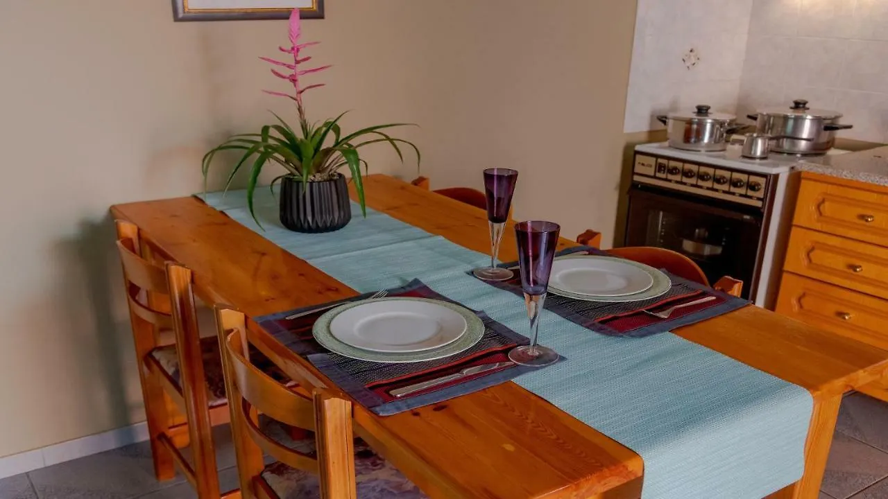 Mihaila Bungalows 斯巴达
